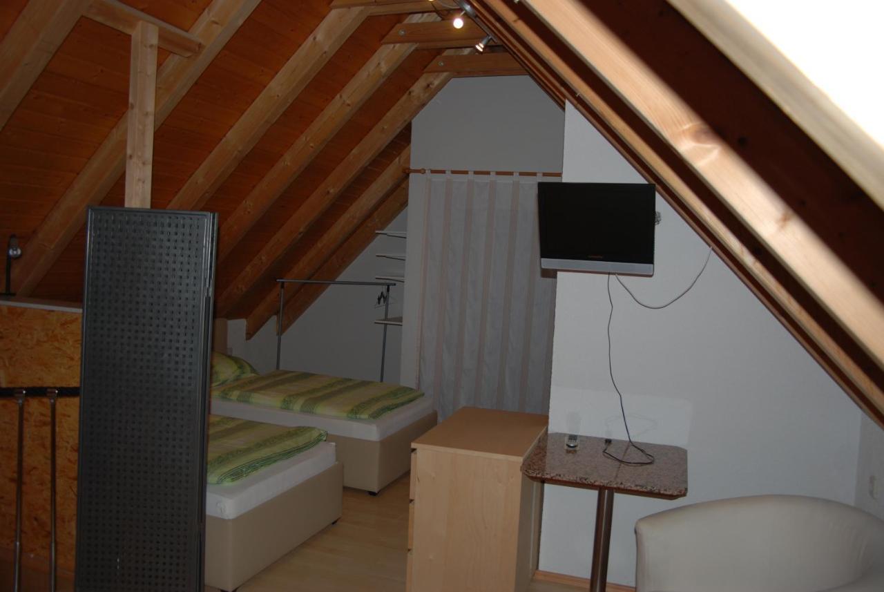 Ferienwohnungen Schaefer Obersulm 外观 照片